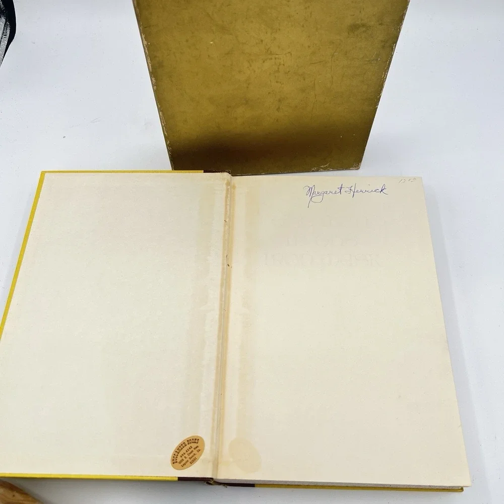 The‎ Man In The Iron Mask by Alexandre Dumas , Heritage Club 1964 - Hardcover